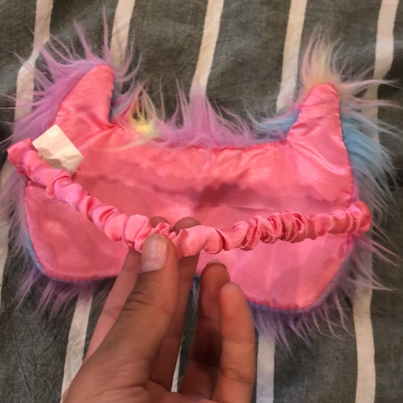 3 pack sleep eye mask (RAINBOW FLUFF SET 🌈) - Picture 5 of 7